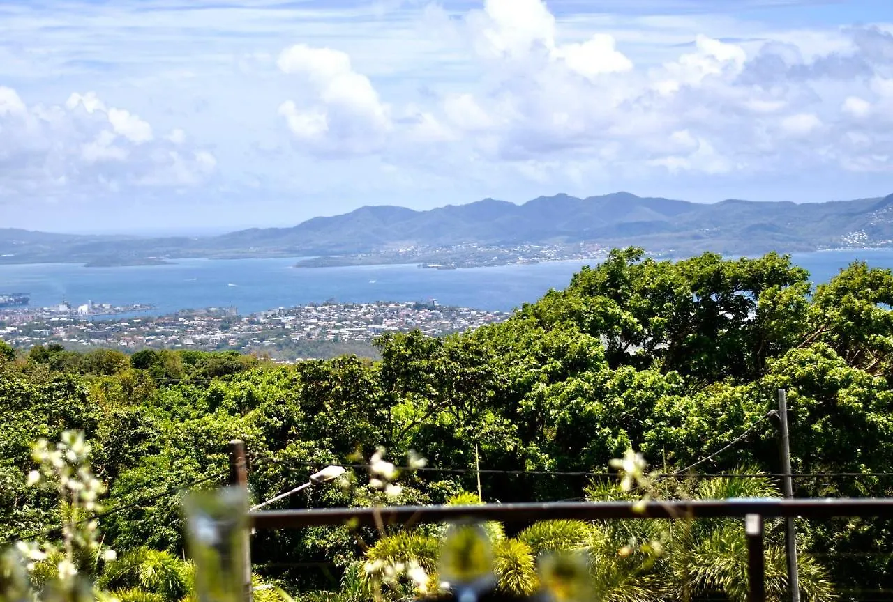 Les Hauteurs De Citronnelles Case-Pilote Martinique